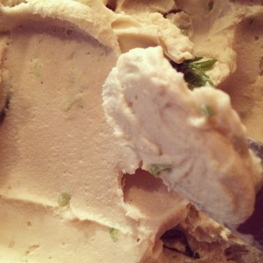 Vegan Scallion Cream Cheese